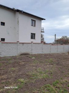 Ограда с блокчета в с. Рогачево – снимка 3