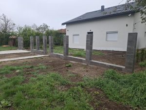 Бетонна ограда с гранитогрес в с. Славеево – снимка 3